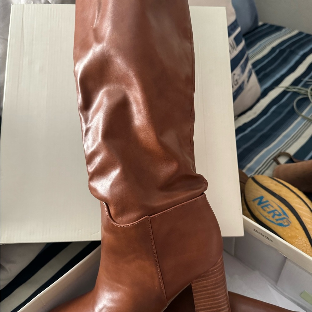 Carmel brown boots